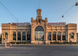 Варшавский вокзал