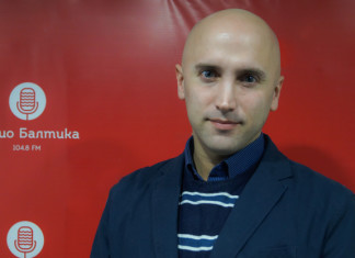 Журналист Грэм Филлипс: В Киеве только 20% говорят по-украински, Донецк — русский город Журналист Грэм Филлипс: В Киеве только 20% говорят по-украински, Донецк - русский город